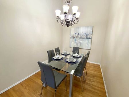 Edmonton Furnished Condo Rental in Lansdowne - Stunning 2 Level Condo in Aspen Gardens - Photo 5