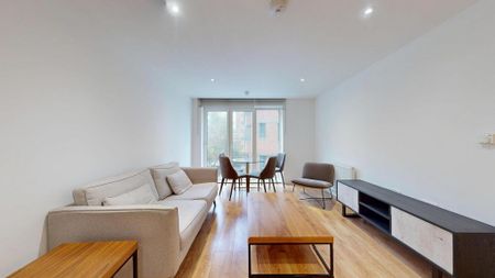 2 bedroom flat to rent - Photo 2