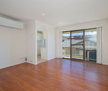 4/15 Ranclaud Street, Merewether NSW 2291 - House For Rent | Domain - Photo 1