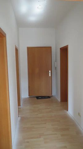 erstklassige 3-Zi.Wohnung mit Balkon u. traumhaftem Blick in Plauen - Foto 2