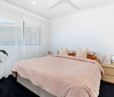 9/22-24 Duet Drive, Mermaid Waters QLD 4218 - House For Rent - $850... - Photo 3