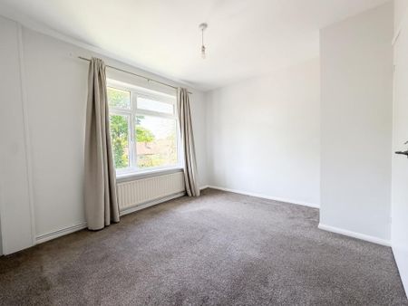 2 bedroom ground floor maisonette to rent - Photo 4