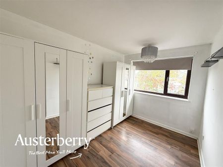 3 bedroom semi-detached house to rent - Photo 2