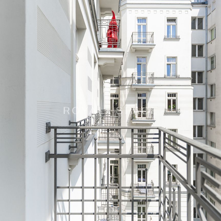 Hoża 50 Luksusowy apartament w kamienicy z garażem - Фото 1