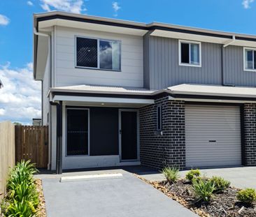 AVAILABLE 24/10/25 - 3 BEDROOM - 2 BATHROOM DUCTED AIR-CONDITIONED ... - Photo 2