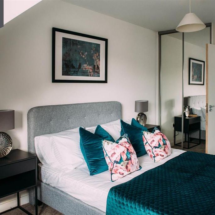 3 bedroom semi-detached house to rent - Photo 1