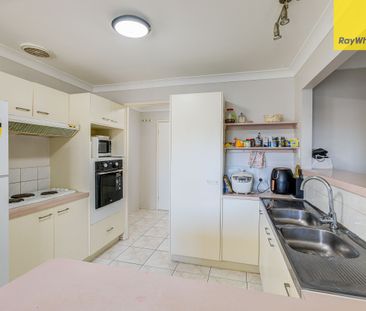 Spacious Family With 5 Aircon and 10 KW Solar - Photo 6