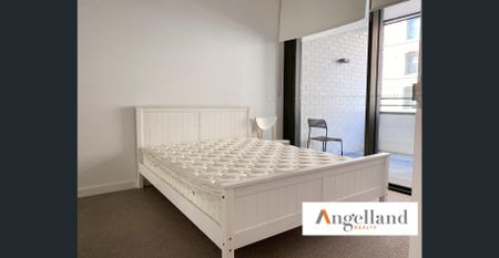 Harbour Place One Bed Apt in the heart of Sydney - Photo 4