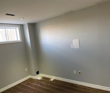 For Lease - 12 Lone Rock Circle, Brampton, Ontario - Photo 6