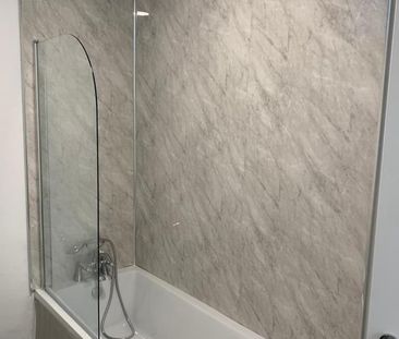1 Bed Flat, St Peter's Road., CR0 - Photo 3