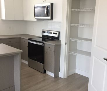 CINEMA APTS - 512A - C512A - Photo 6