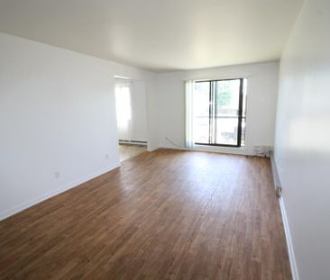 A Valleyfield – Grand, beau, propre et tranquille 4-1/2 , LIBRE - Photo 1