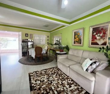 Casa com 3 quartos e 360m² para alugar em Rio Tavares, Florianópolis. - Foto 1