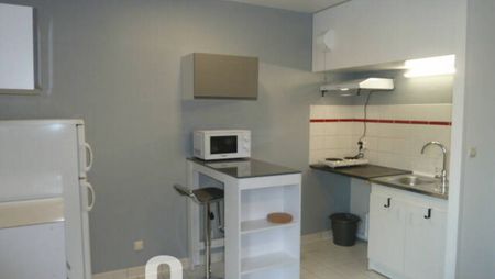 MONTIGNY LES METZ - STUDIO MEUBLE - RENOVE - Photo 2