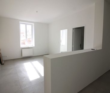 Location Appartement 2 pièces 41m² NIMES 30000 - Photo 1