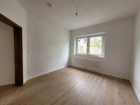 Renovierte 2-Zimmer-Wohnung sucht neue Mieter! Besichtigungstermine sind ab dem 01.10.24 möglich - Photo 2