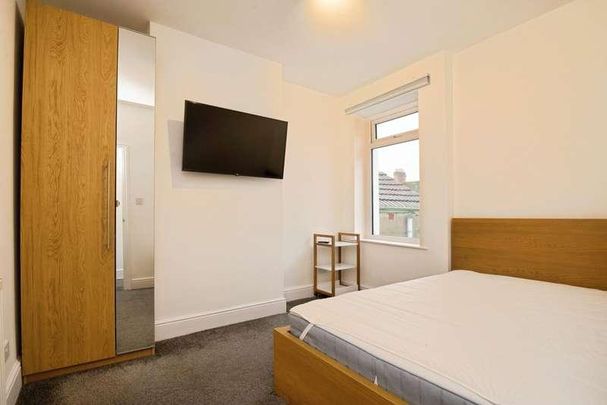 Strathnairn Street, Cardiff, CF24 - Photo 1