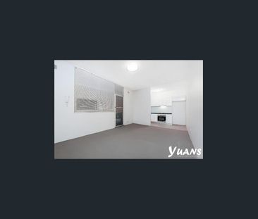 CLOSE TO EVERYTHING - Photo 6