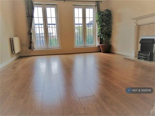 3 bedroom terraced house to rent - Photo 1