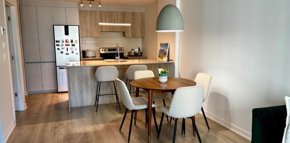 Appartement 3 1/2 au EOLIA Dix30 - Photo 2