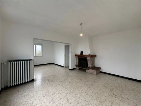 Location maison 5 pièces - 88.2m² à Paron (89100) - Photo 4