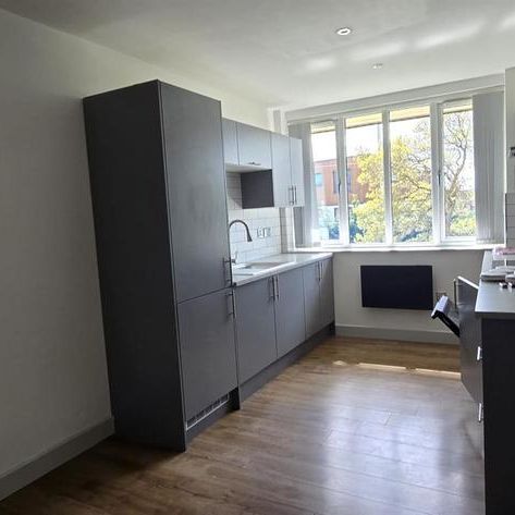 12 bedroom block of apartments to rent - Photo 1