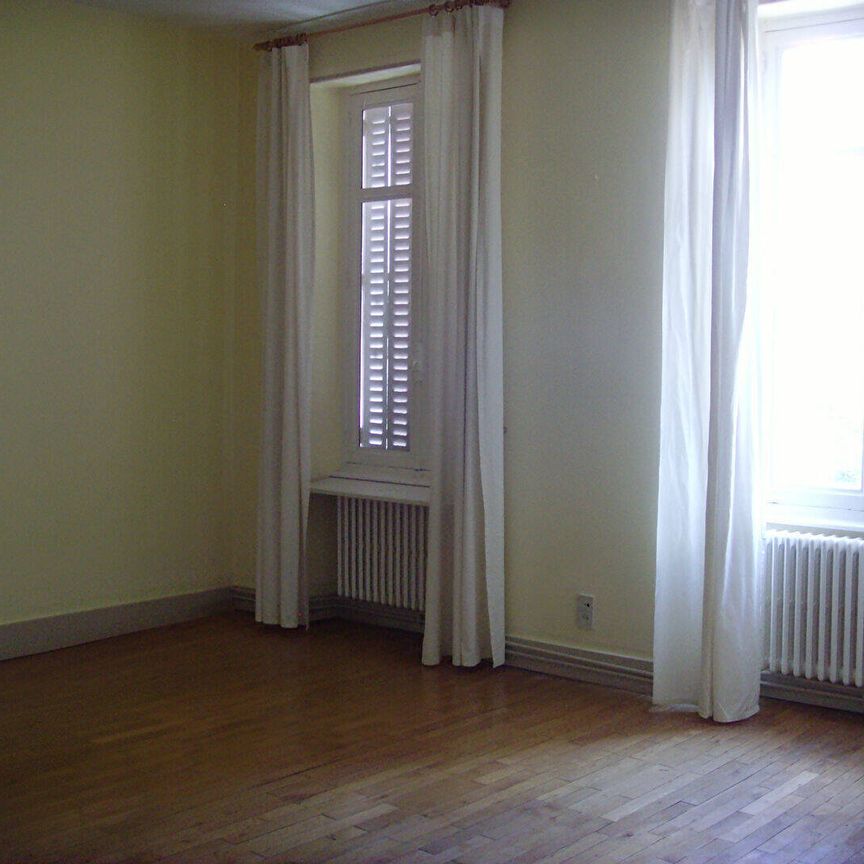 Location appartement 5 pièces 99 m² à Bourg-en-Bresse (01000) CENTRE VILLE - Photo 1