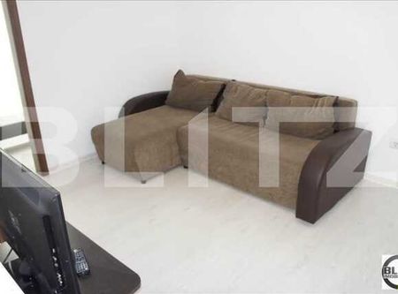Apartament cu 2 camere, 42 mp , balcon, mobilat modern, zona Oncos - Fotografie 4
