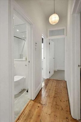 Chiswick High Road, Chiswick, Chiswick, W4 - Photo 1