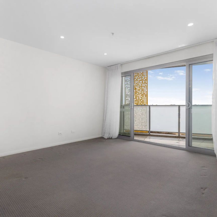 Two Bedroom Apartment with Rockdale Views - Photo 1