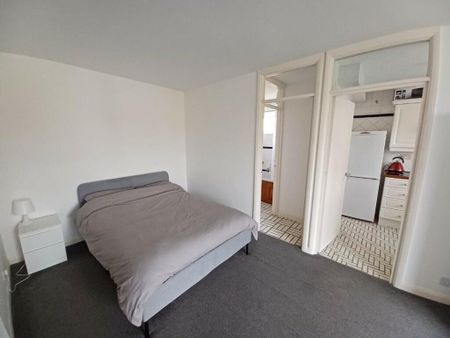 Studio to rent - Photo 4