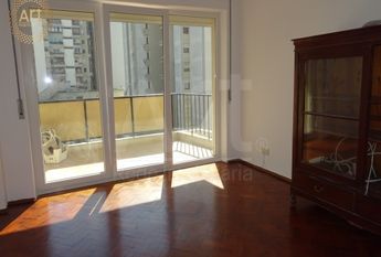 Apartamento T4