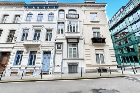 Belle maison bruxelloise 4 chbr en plein cœur du quartier EU - Photo 5