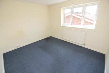 3 bedroom detached house to rent - Photo 5