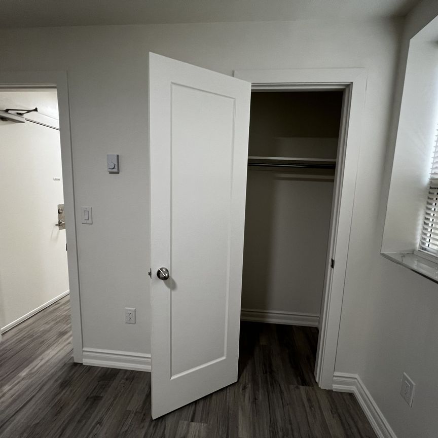 For Lease - 1985 Lawrence Avenue Unit# 2, Toronto, Ontario - Photo 1