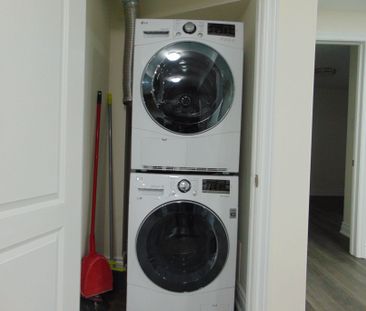 For Lease - 2450 Credit Valley Road, Mississauga, Ontario - Photo 6