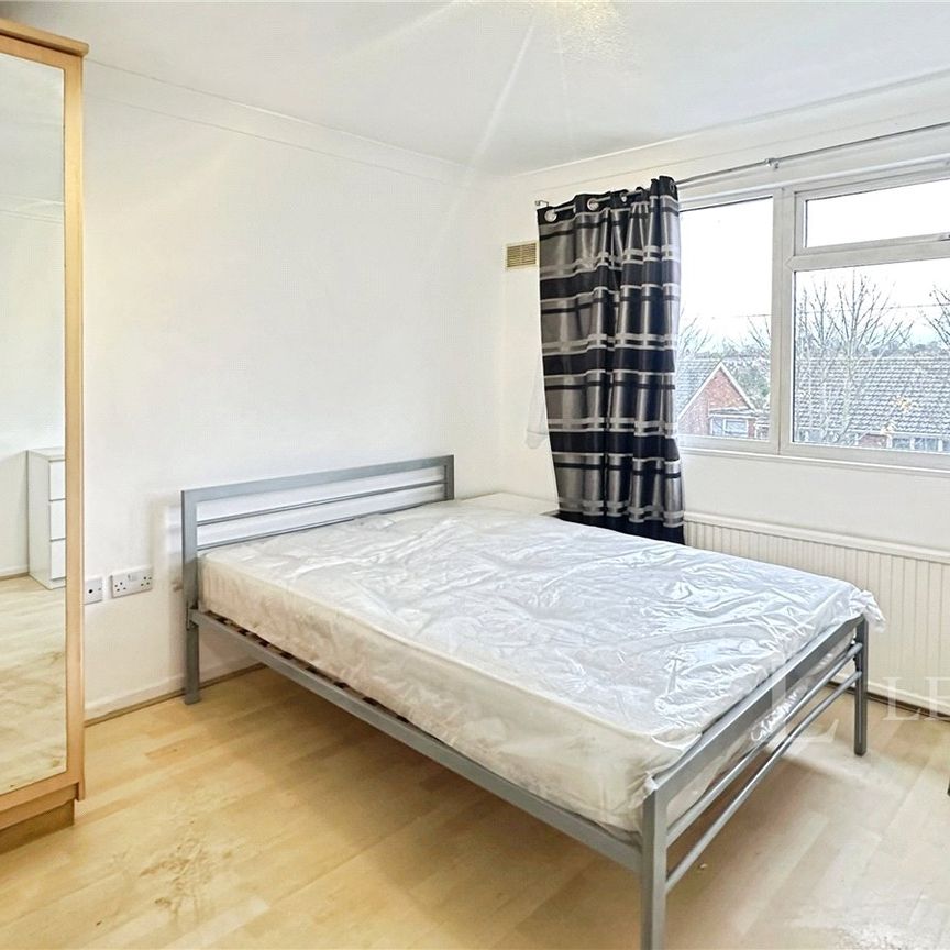 5 bedroom house to rent Brendon Avenue, Luton, Bedfordshire, LU2 - Photo 1