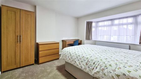 1 bedroom property to rent - Photo 4