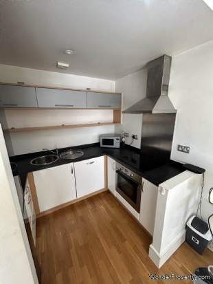 2 bedroom property to rent in Manchester - Photo 2