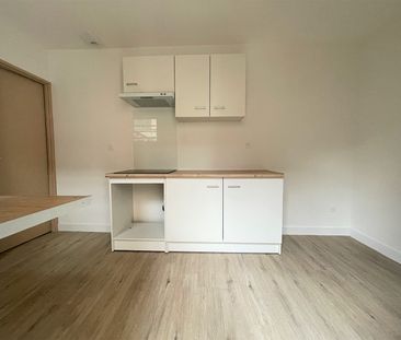 Location Appartement 2 pièces 35m² - Photo 2