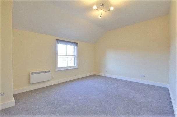 To Let – Craft Court, Lord Street, Southport – One Bedroom Apartment - Photo 1