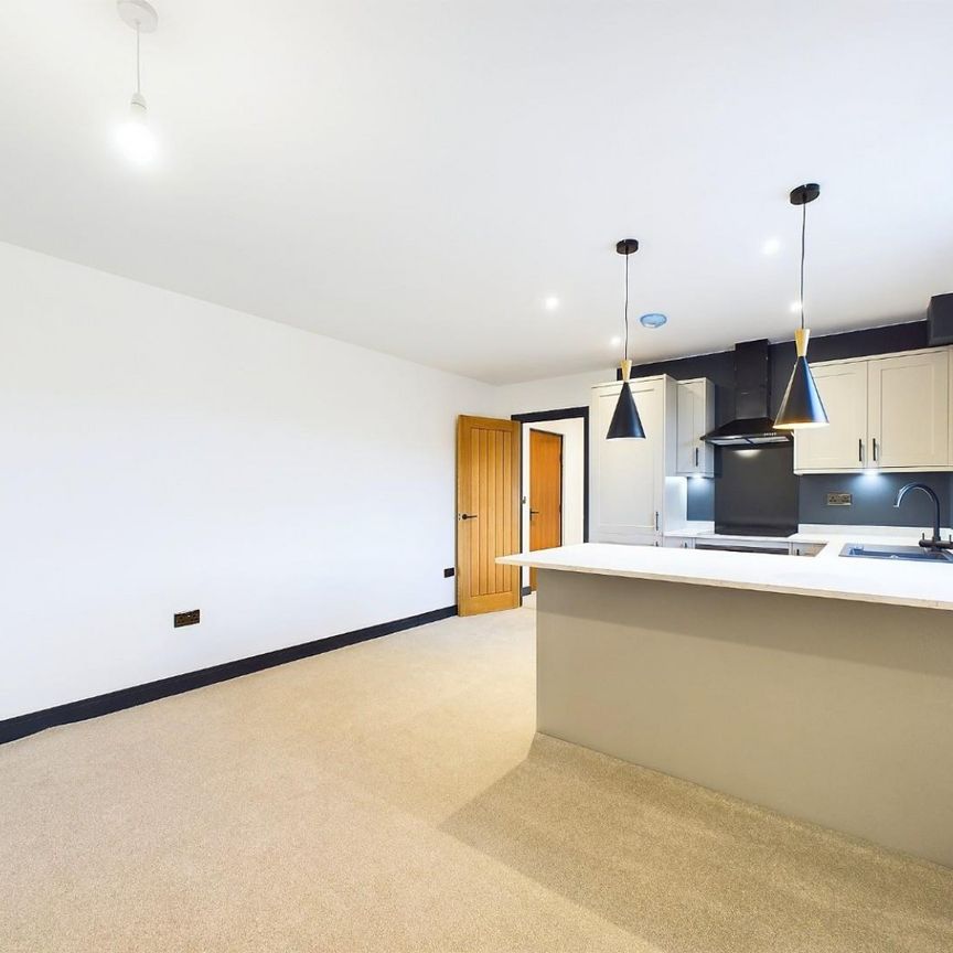 8 Five Rise Apartments, Ferncliffe Road, Bingley - Photo 1