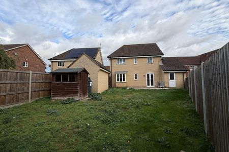 Windmill Close - Photo 4