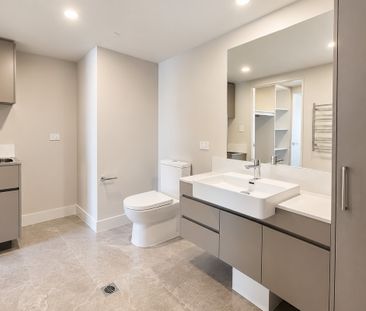 Luxurious Apartment Living - Photo 5