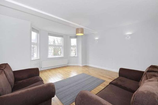 Sunny Gardens Road, Hendon, London, NW4 - Photo 1