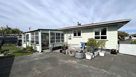 4 Bedroom Pirimai, Napier - Photo 4
