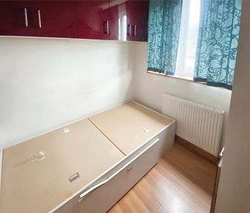 3 bedroom semi-detached house to rent - Photo 6