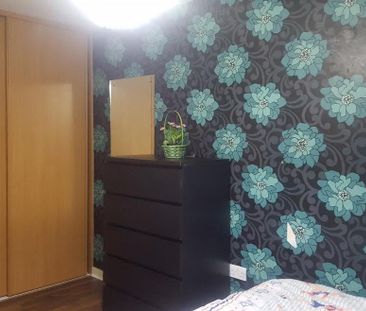 2 Bed Flat, Prince Regent Road, TW3 - Photo 3