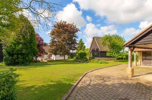 3 bedroom detached house to rent - Photo 1