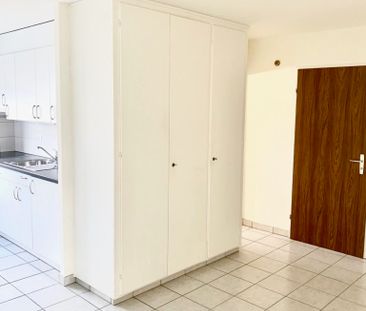 Appartement de 3 pièces situé au 1er étage - Photo 2